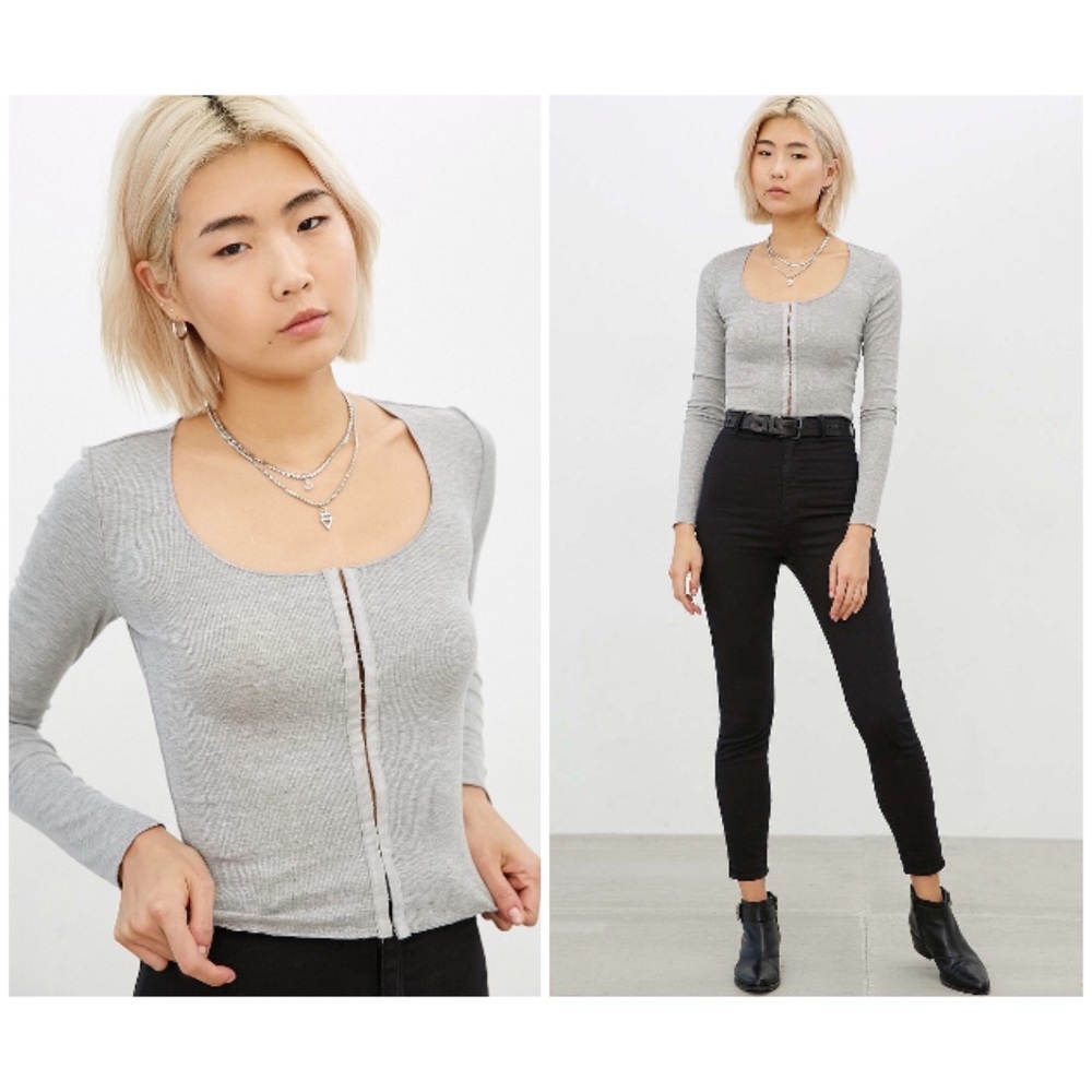 Silence + Noise Hook eye crop top